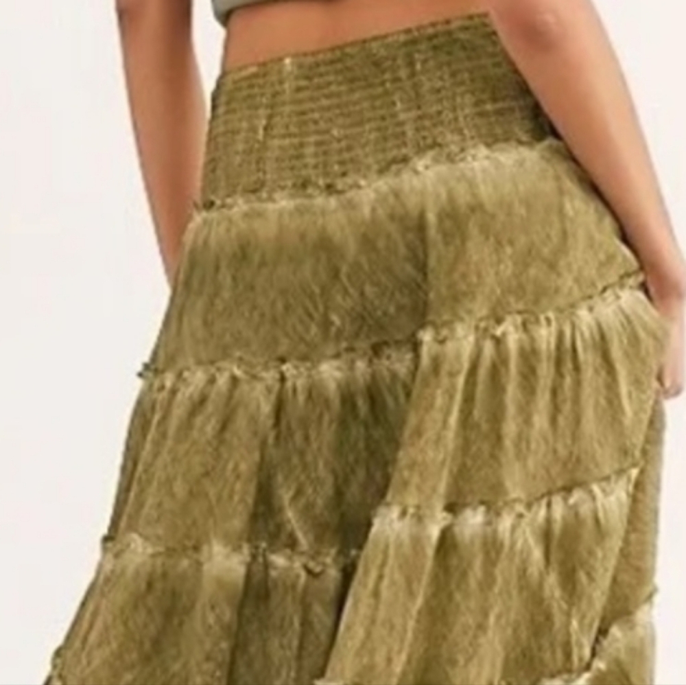 Free People Stuck In A Moment  Maxi Skirt A Line Tiered Ruffle Hem Oregeno S NWT - Picture 7 of 16